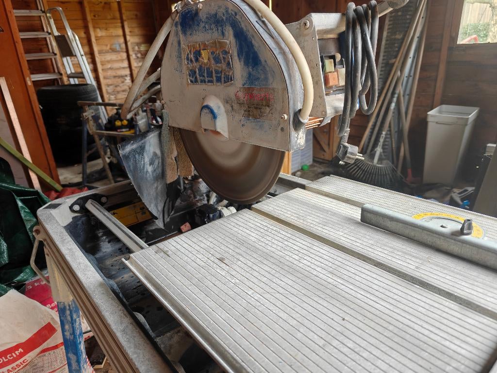 Carat tegelzaagmachine, Doe-het-zelf en Bouw, Gereedschap | Zaagmachines, Ophalen, Gebruikt