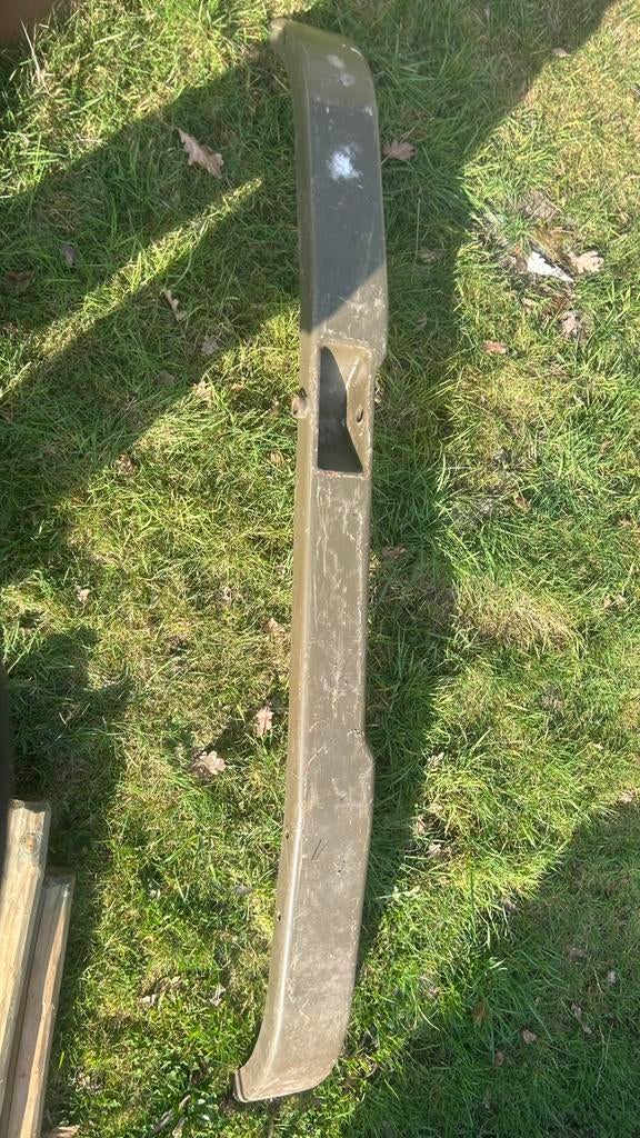 Unimog voorbumper 404, Ophalen