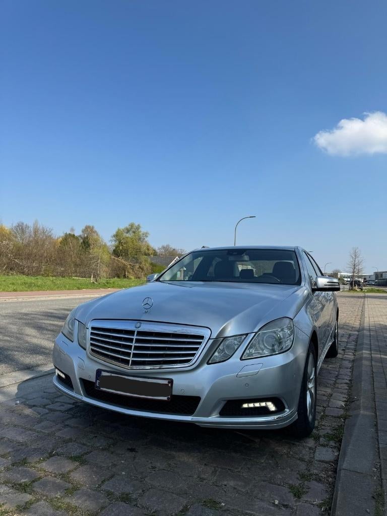 Mercedes E220 CDI 2009 Automaat, Autos, Achat, 4 portes, Carnet d'entretien, Noir