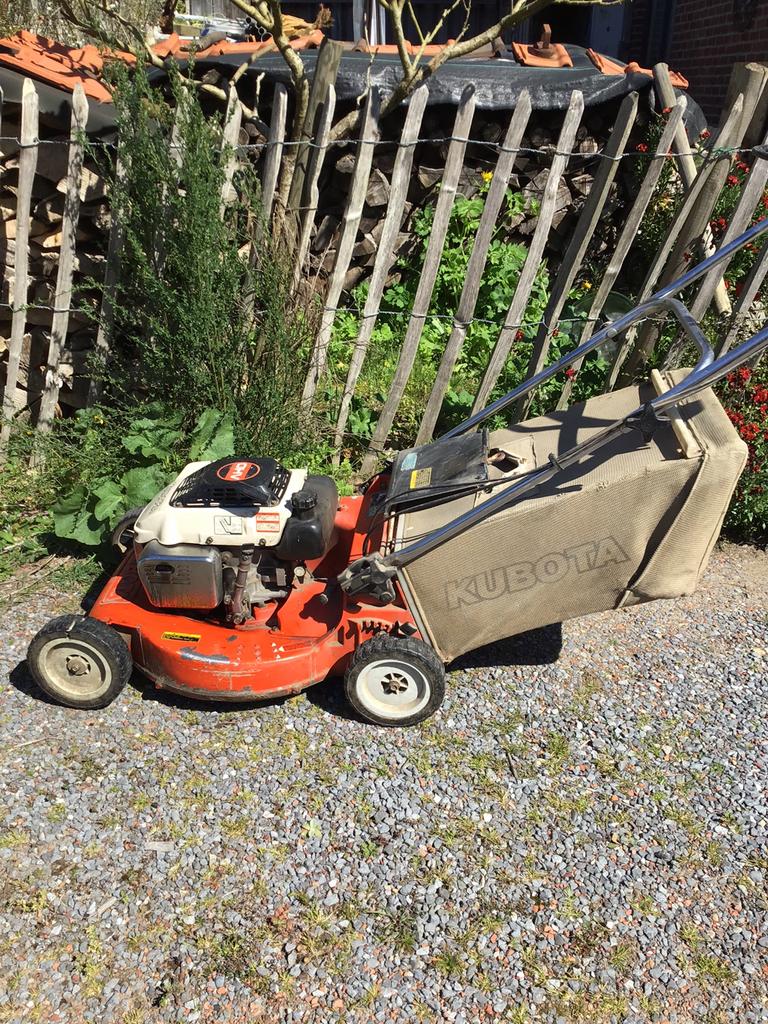 Tondeuse l’unira, Jardin & Terrasse, Utilisé, Tondeuses à gazon à essence