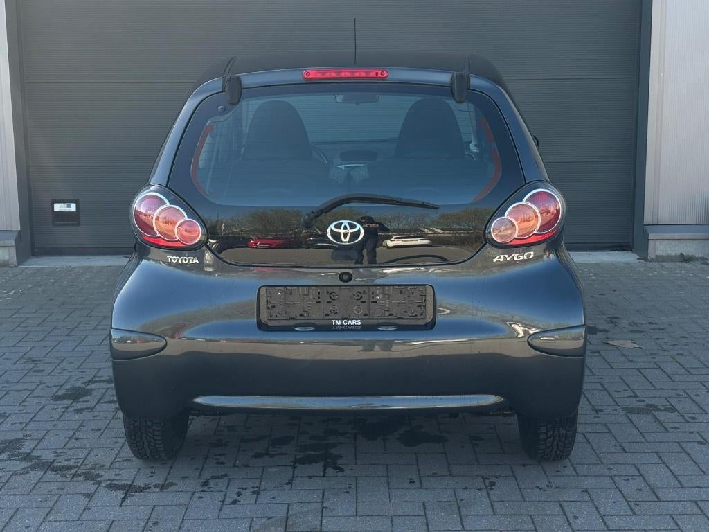 Toyota Aygo benzine airco 90.000km, Voorwielaandrijving, Euro 5, Stof, 50 kW