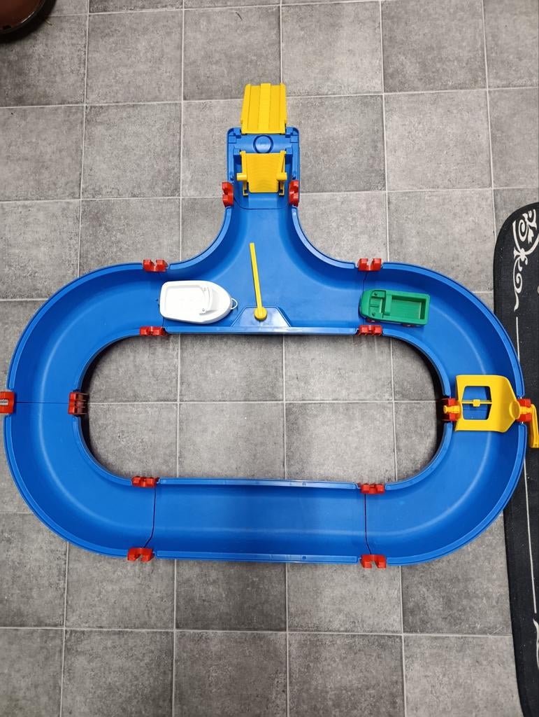 Jeu d' eau Aquaplay, Enlèvement ou Envoi, Circuit