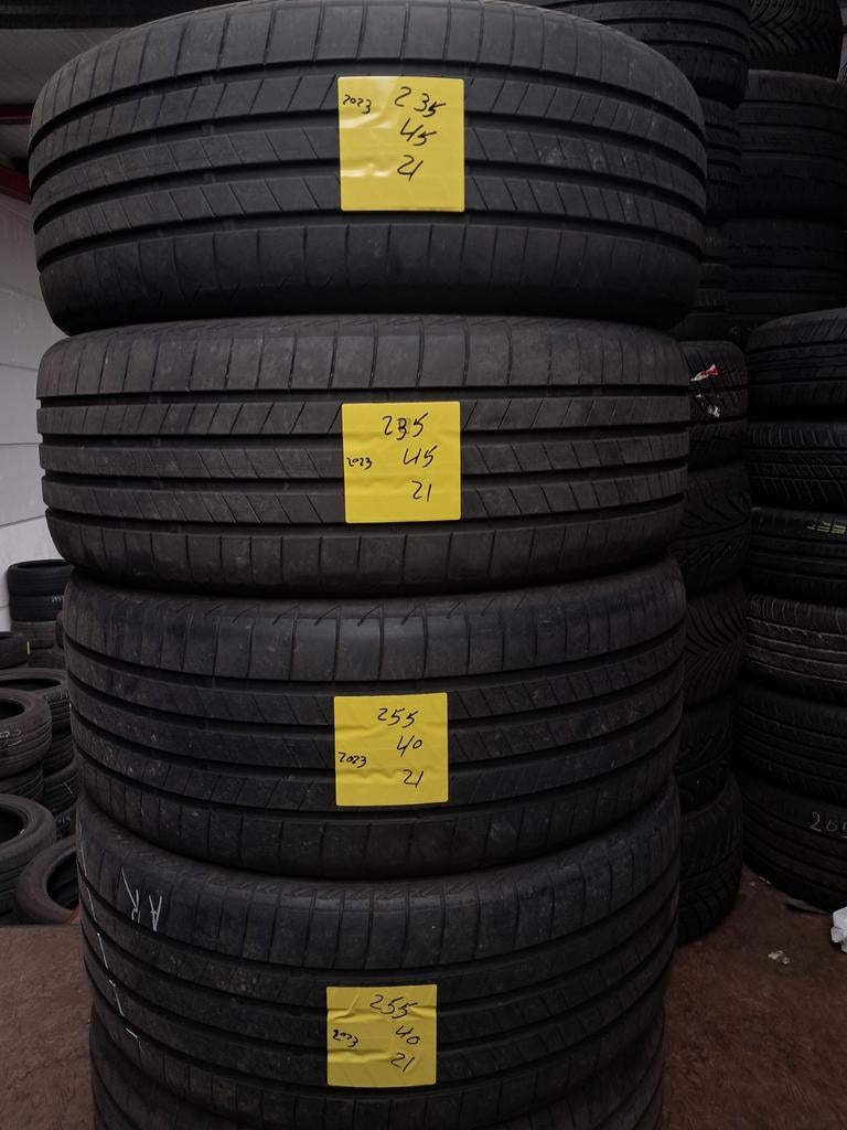 235/45R21 255/40R21 2354521 2554021 Bridgestone 2023, Autos : Pièces & Accessoires, Enlèvement, BMW