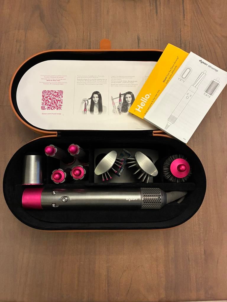 Très bel airwrap complet Dyson long (complètement nettoyé), Bijoux, Sacs & Beauté, Beauté | Soins des cheveux, Enlèvement, Comme neuf