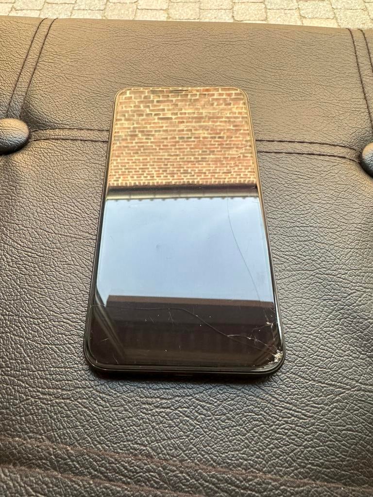 Apple iPhone XS max 64GB - zwart - beschadigd maar werkt, Telecommunicatie, Mobiele telefoons | Apple iPhone, Ophalen, Zo goed als nieuw