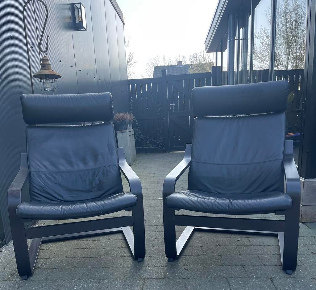 2x Comfortabele IKEA POÄNG Fauteuils zwart leer, Ophalen, Twee, Zwart, Leer