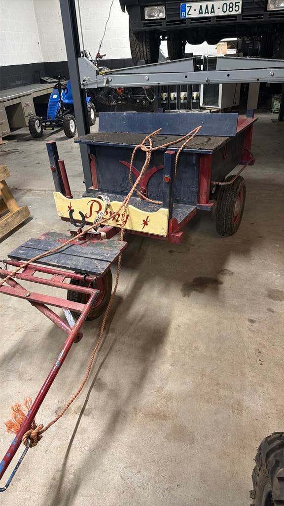 Pony paardenkar, Ophalen