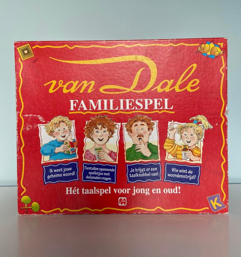 Gezelschapsspel - Van Dale Familiespel taalspel, Vijf spelers of meer, Ophalen of Verzenden, Gebruikt
