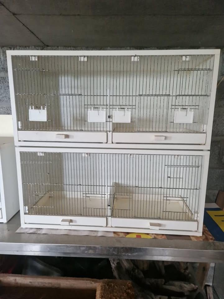 2 kweekkooien afm 85l x 40h x 30d, Enlèvement, Utilisé