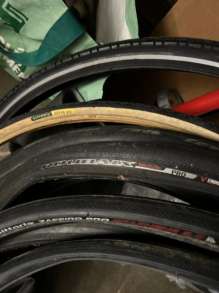 Zadelpennen en banden, Fietsen en Brommers, Fietsonderdelen, Ophalen, Gebruikt, Racefiets, Band