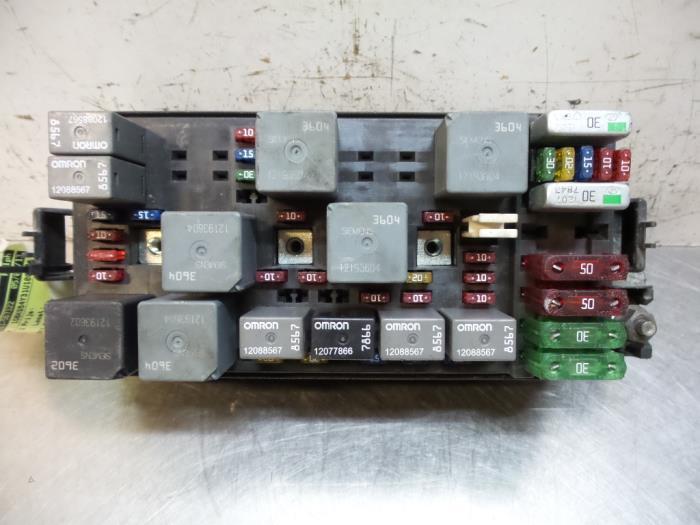 Boîte à fusibles d'un Cadillac Seville, Cadillac, -, 3 mois de garantie, Utilisé