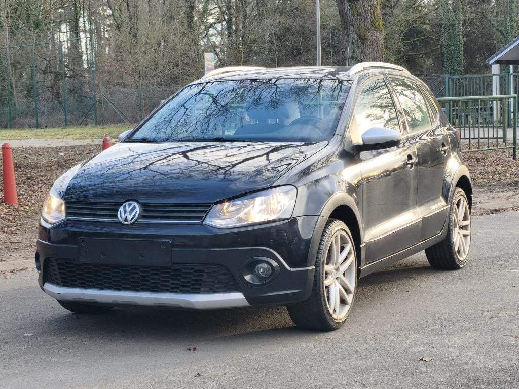 VOLKSWAGEN POLO CROSS.2015.1.4 DIESEL.EURO 6B.184505 KM., Auto's, Voorwielaandrijving, Stof, Zwart, Bedrijf