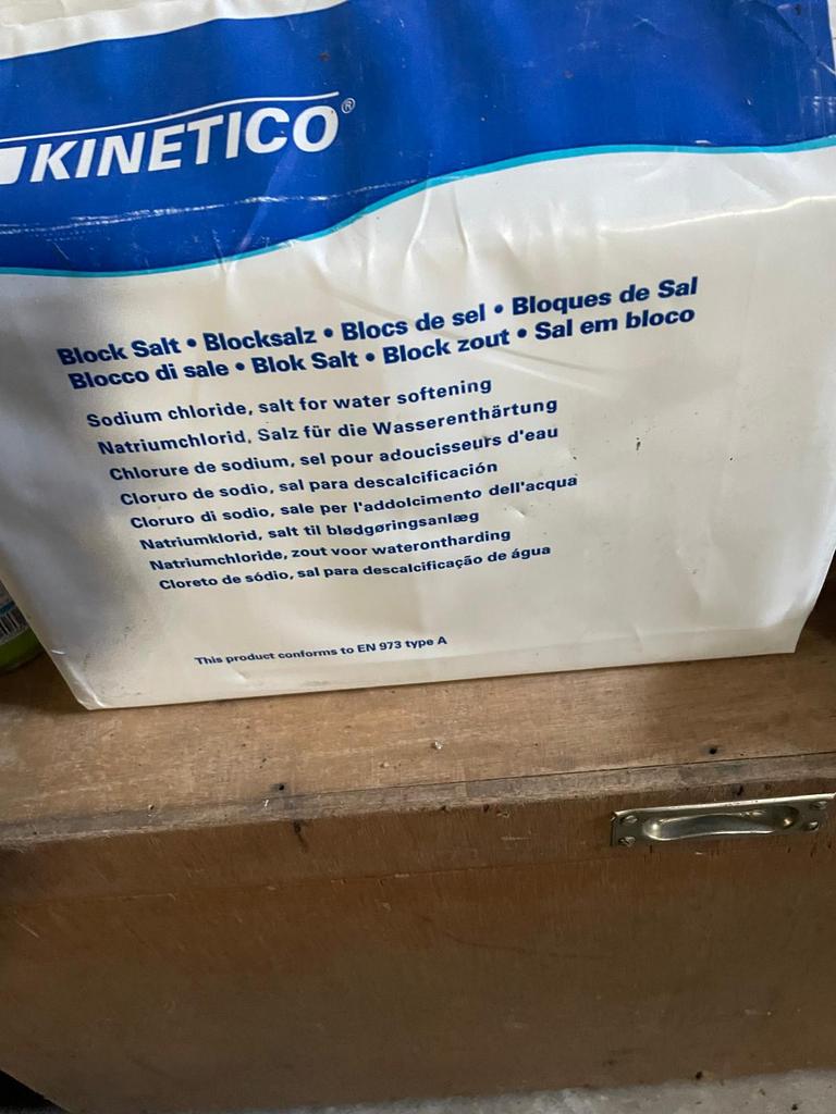Sel Kinetico Block pour adoucisseur d'eau, Electroménager, Enlèvement, Neuf, Adoucisseur d'eau au sel