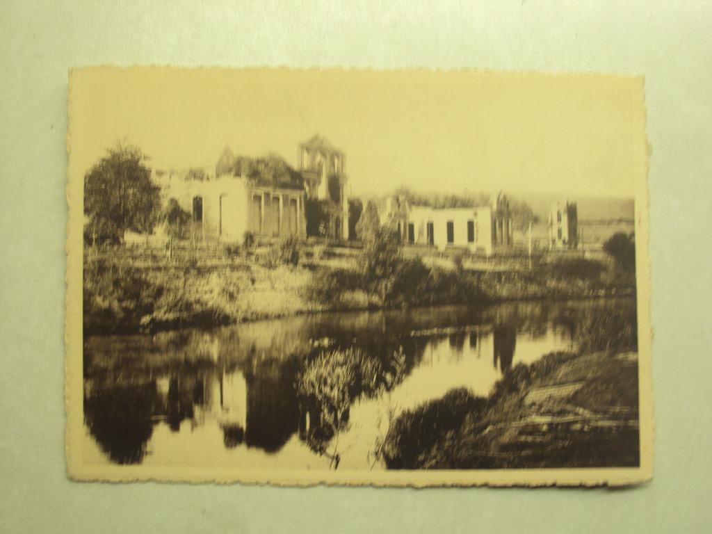 48317 - ABBAYE D'AULNE - VUE PRISE DES RIVES DE LA SAMBRE, Collections, Enlèvement ou Envoi