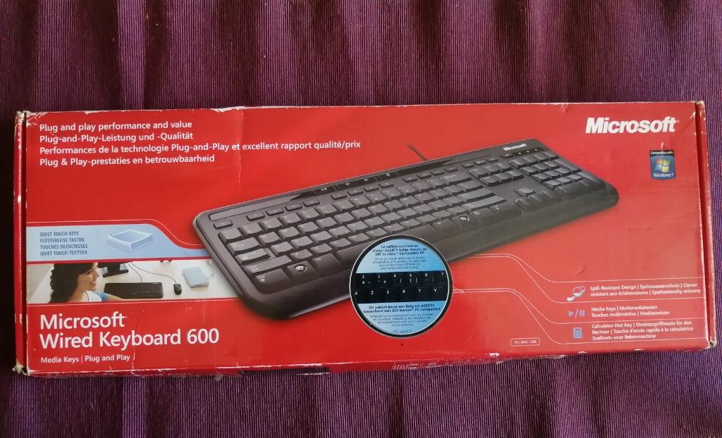 Microsoft Wired Keyboard 600 - Clavier AZERTY belge, Informatique & Logiciels, Claviers, Azerty, Comme neuf, Touches multimédia
