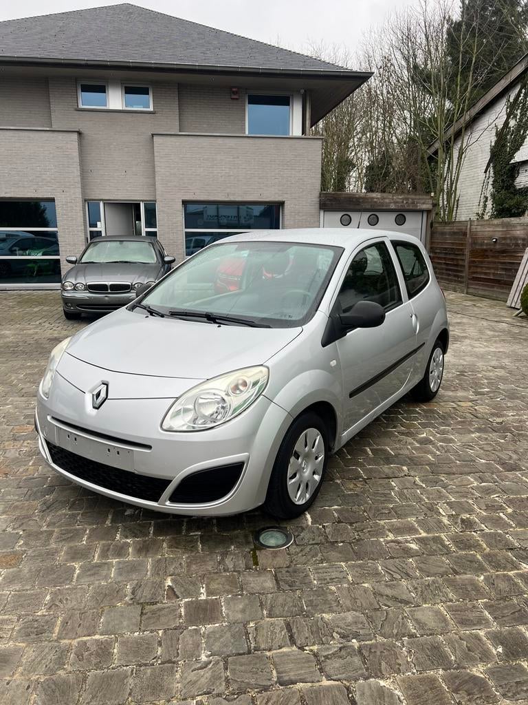Renault twingo1.2 benzine!!, Twingo, 1119 cc, https://public.car-pass.be/vhr/aa349543-e0f5-47a7-a3be-f9a33cd868a9, Bedrijf