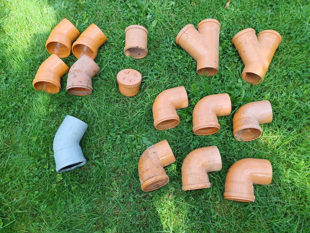 Accessoires tuyaux égouttage PVC, 80 mm ou plus, PVC, Comme neuf, Enlèvement