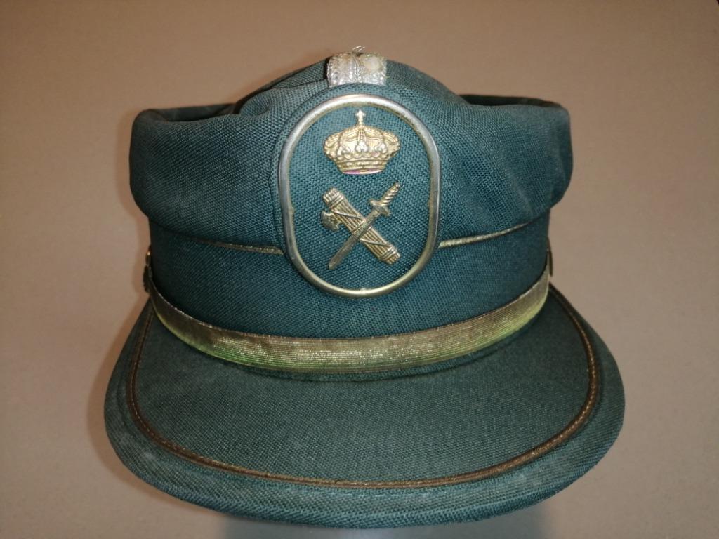 ESPAGNE - LOT DE 2 COIFFURES GARDE CIVILE, Enlèvement ou Envoi, Gendarmerie, Casque ou Béret