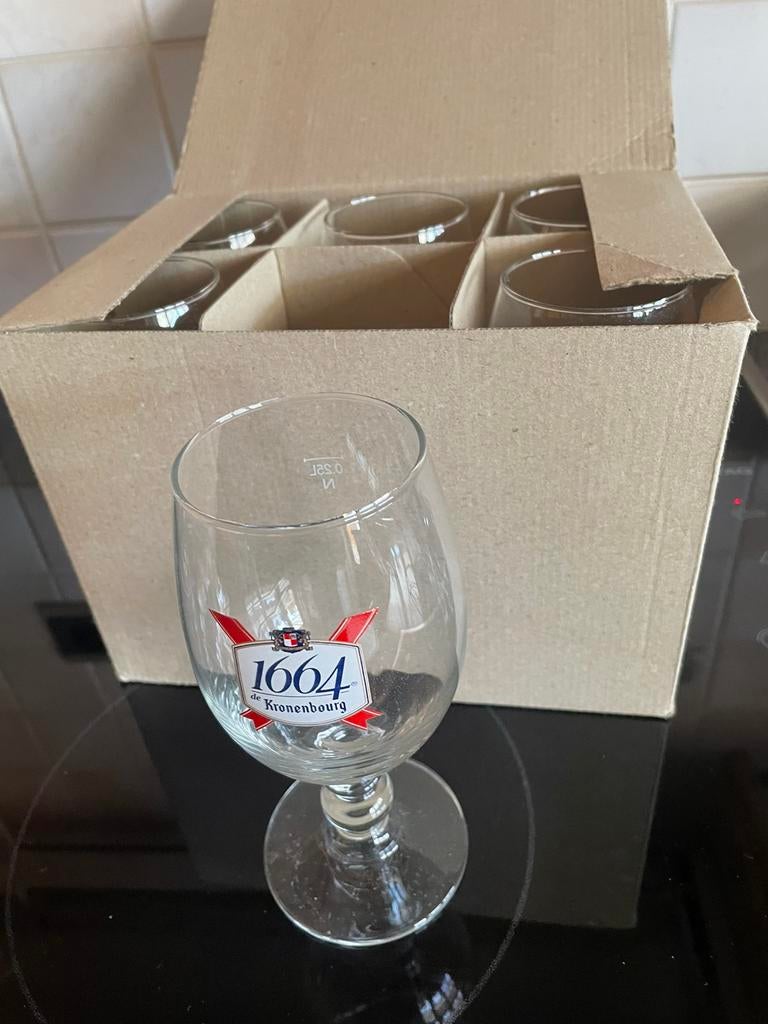 12 nieuwe glazen van 1664 Kronenbourg, Verzamelen, Ophalen of Verzenden, Nieuw