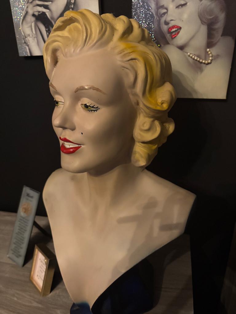 Marilyn Monroe buste, Ophalen of Verzenden, Gebruikt, Overige typen