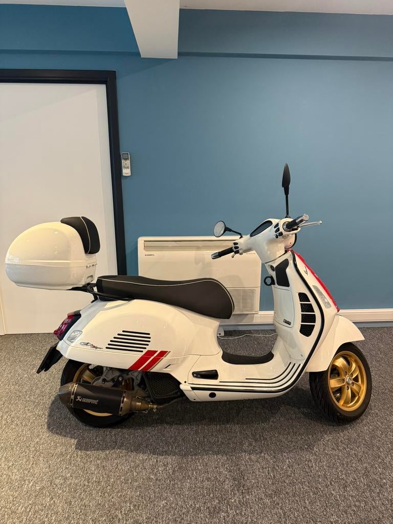 Vespa GTS 125 Super, Fietsen en Brommers, Scooters | Overige merken, Ophalen, Zo goed als nieuw