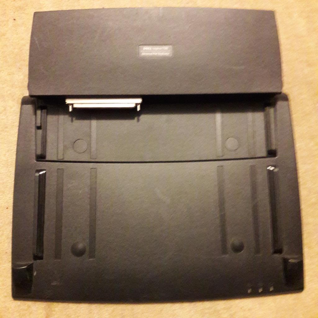 Docking station - Port replicator voor laptop PC €5/st, Ophalen of Verzenden, Zo goed als nieuw