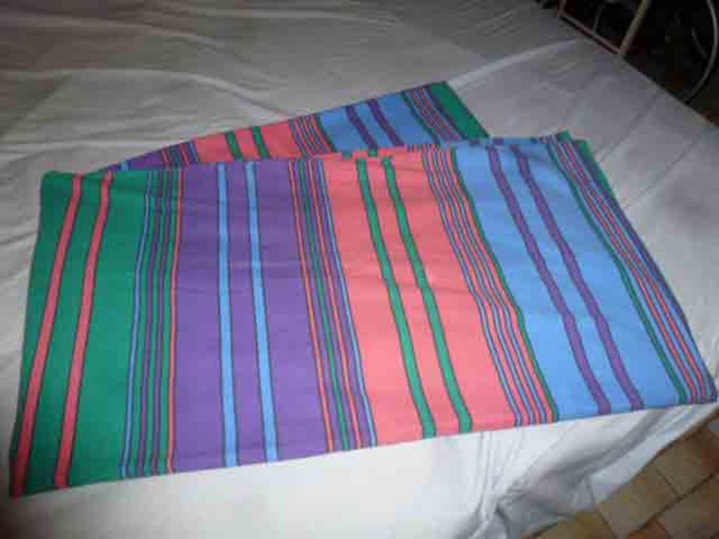 couette + housse pour lit 2 personnes, Enlèvement, Utilisé, Deux personnes, Blanc