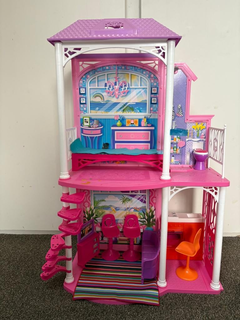 barbiehuis, Kinderen en Baby's, Speelgoed | Poppenhuizen, Ophalen, Zo goed als nieuw, Poppenhuis