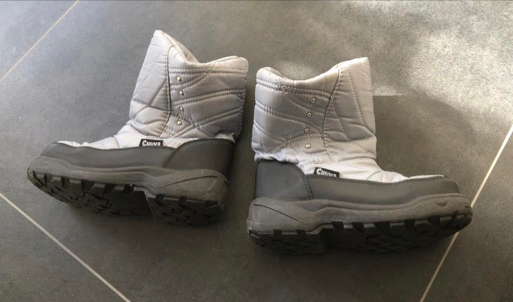 Sneeuw botten laarzen chuva zwart/grijs. Maat 32, Ophalen of Verzenden, Laarzen