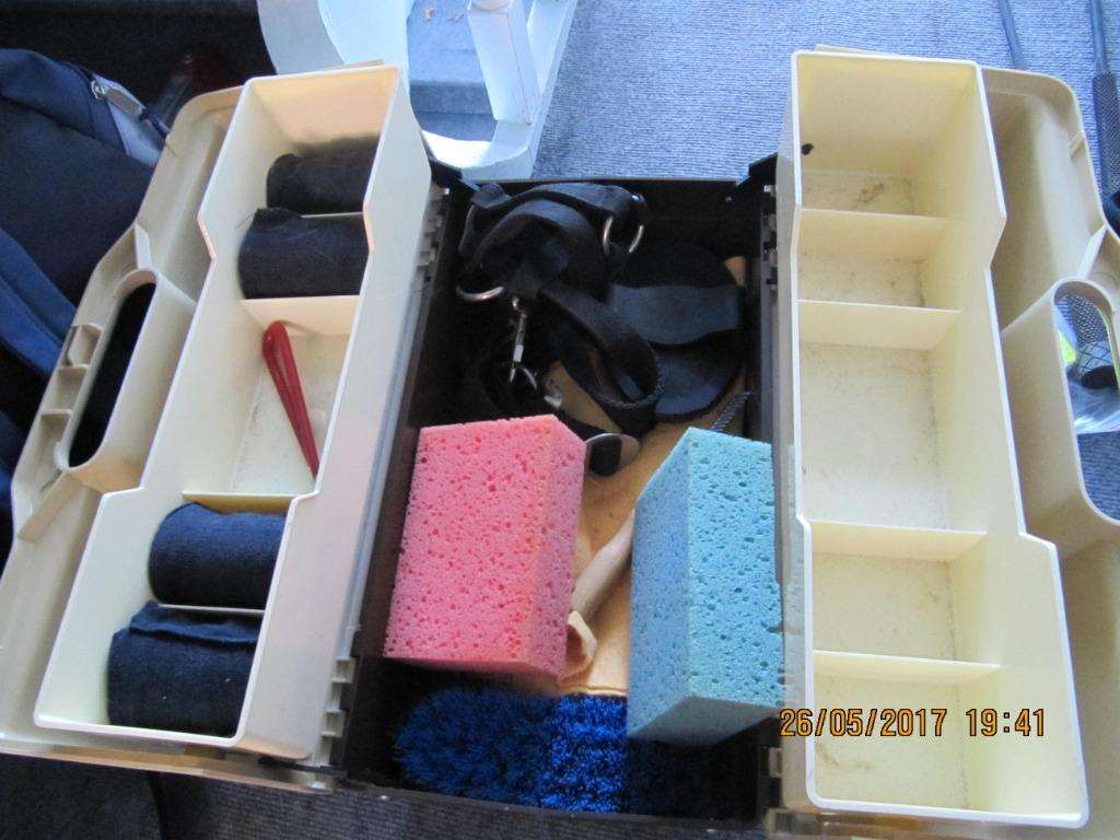 4 bandes (noires) pour jambes de cheval pour le saut d'obsta, Enlèvement ou Envoi, Utilisé