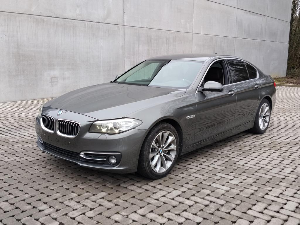 BMW F 10 525 euro 6, Auto's, Automaat, 4 deurs, Achterwielaandrijving, Euro 6