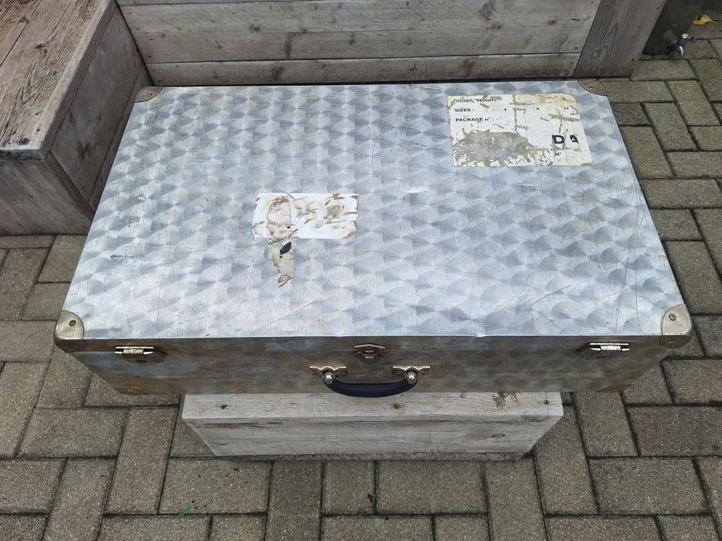 Oude Franse aluminium vliegtuig koffer, Handtassen en Accessoires, Ophalen of Verzenden, Gebruikt