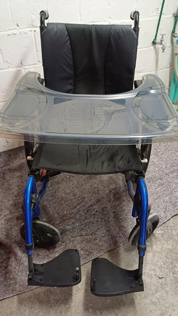 Rolstoel met  bord om te eten, Diversen, Rolstoelen, Ophalen