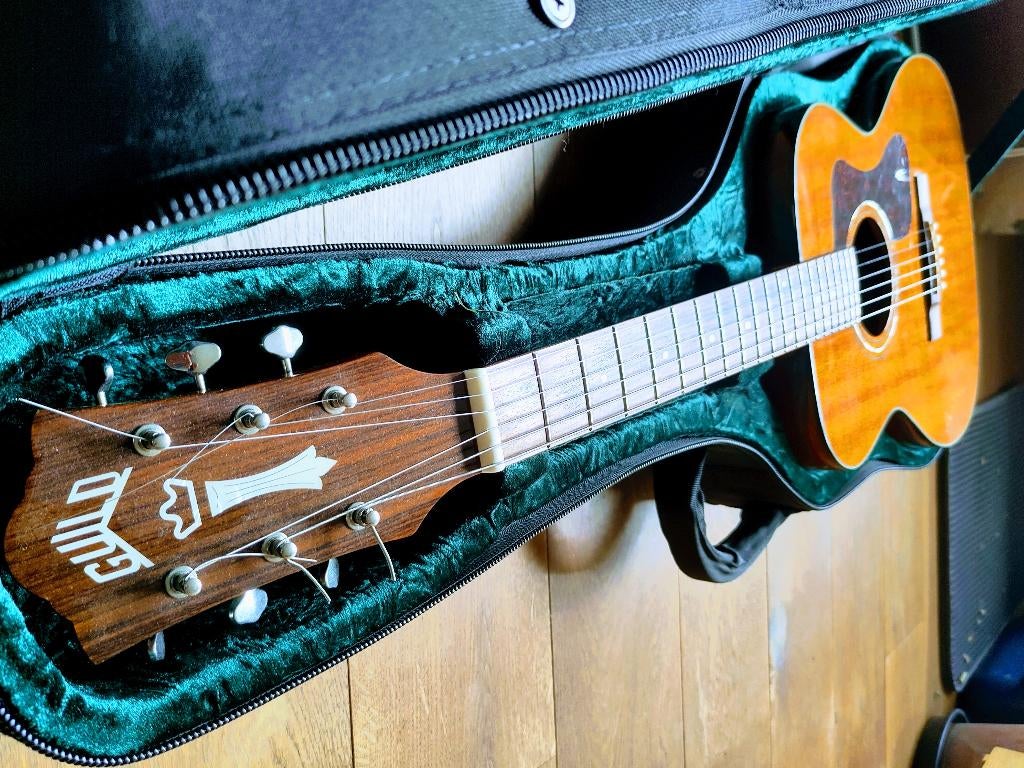 Guild gitaar OM120, Muziek en Instrumenten, Snaarinstrumenten | Gitaren | Akoestisch, Ophalen, Gebruikt, Western- of Steelstringgitaar