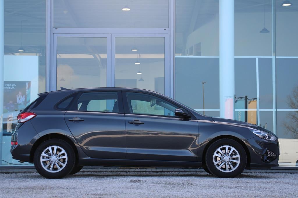 Hyundai i30 1.0T MHEV Twist 120 PK MT6 *CAM*APPLE/ANDROID*, Auto's, Hyundai, Stof, Gebruikt, 120 pk, 3 cilinders