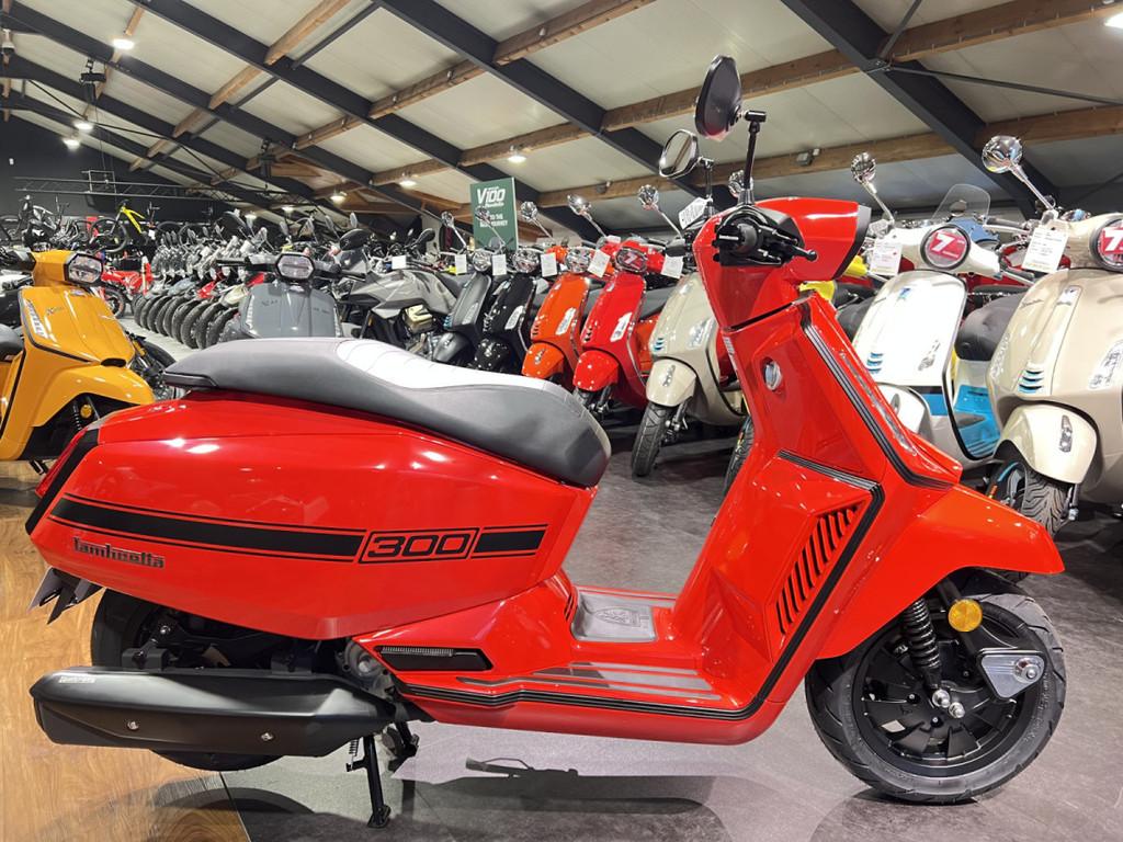 Lambretta X-300 SR, Motos, Scooter, Entreprise, 275 cm³, 12 à 35 kW