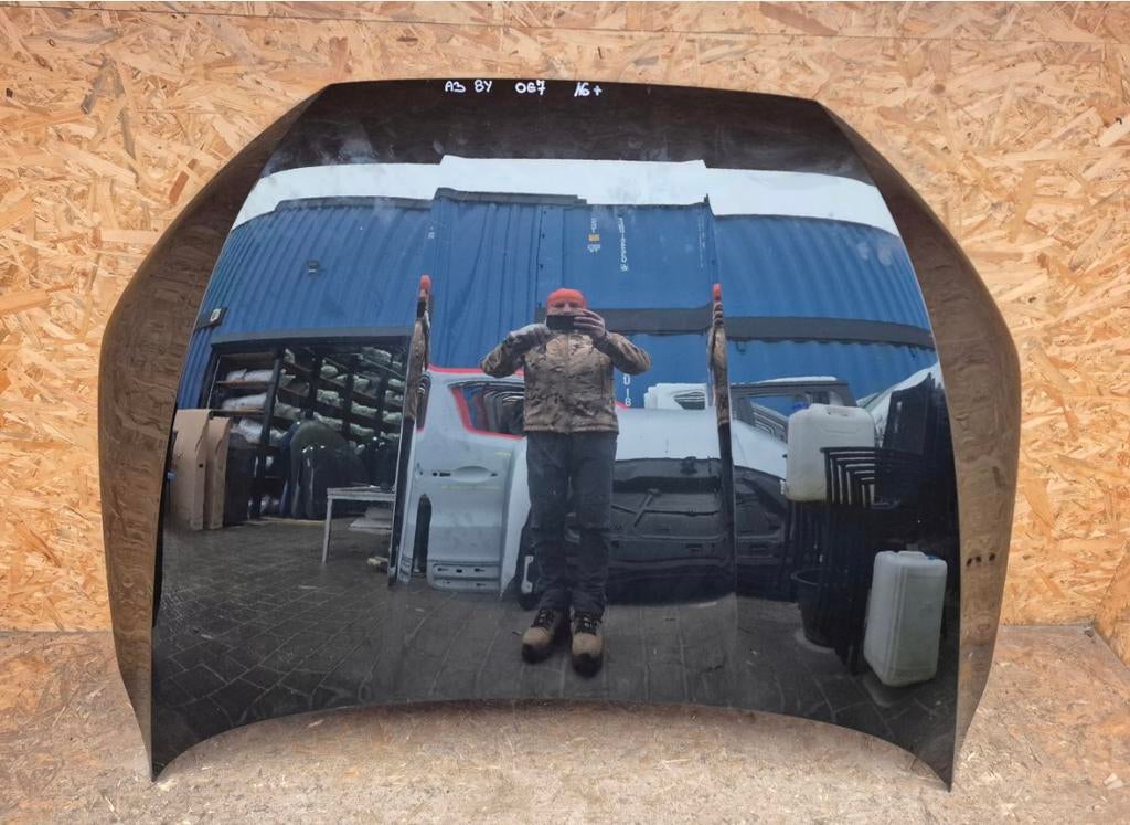 Capot Audi a3 8Y noir, Autos : Pièces & Accessoires, Carrosserie & Tôlerie, Enlèvement, Audi, Capot moteur