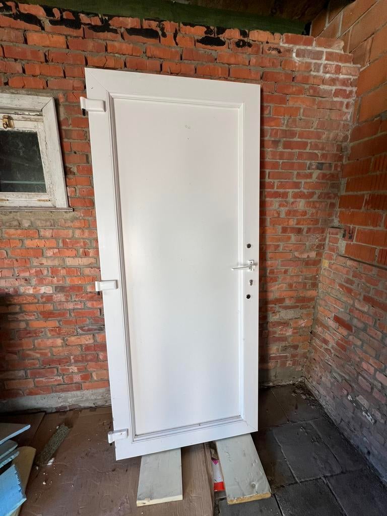 Voordeur 209x88,5 te koop, Doe-het-zelf en Bouw, Deuren en Vliegenramen, Ophalen, Zo goed als nieuw