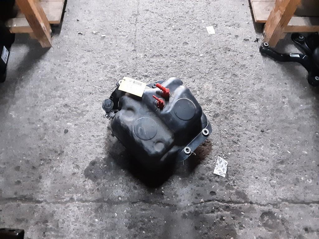 ADBLUE TANK Audi A4 Avant (B8) (01-2007/12-2015) (8K0131878), Auto-onderdelen, Uitlaatsystemen, Audi, Gebruikt