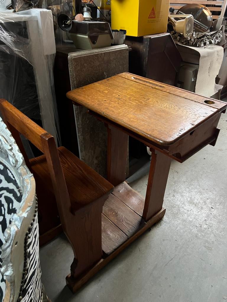 Antieke houten schoolbank - lessenaar - pupilbank, Ophalen