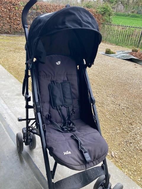 Buggy Joie met waterbestendige hoes, Kinderen en Baby's, Buggy's, Gebruikt, Overige merken, Regenhoes, Verstelbare rugleuning