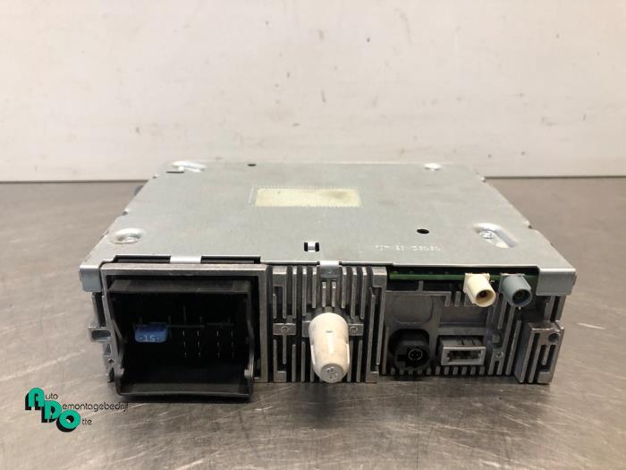 Radio van een Peugeot 208 (208 12-), Gebruikt, -, -, Ophalen of Verzenden