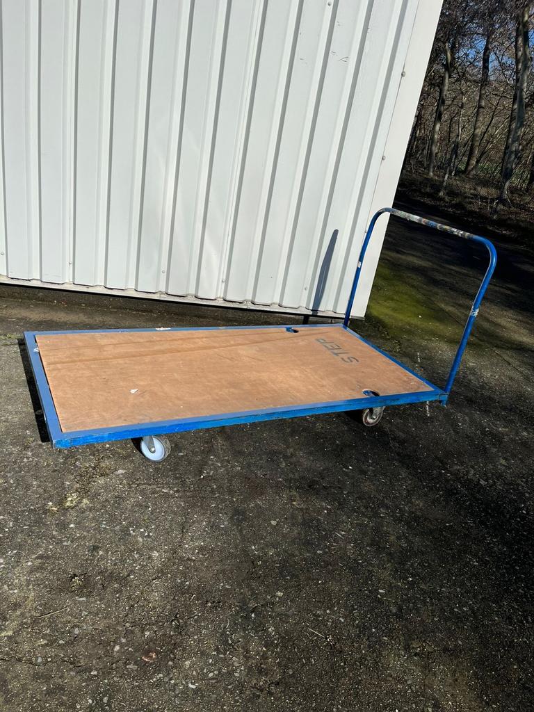 Kar 2m lang 1m breed, Ophalen, Transportkar