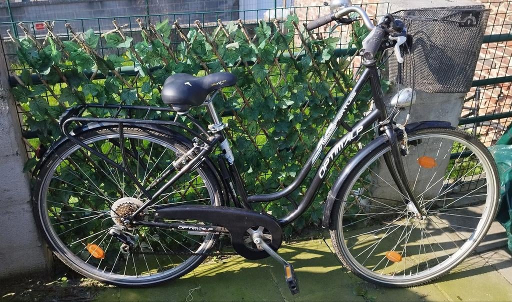 Magnifique vélo femme 28 pouces avec panier amovible !