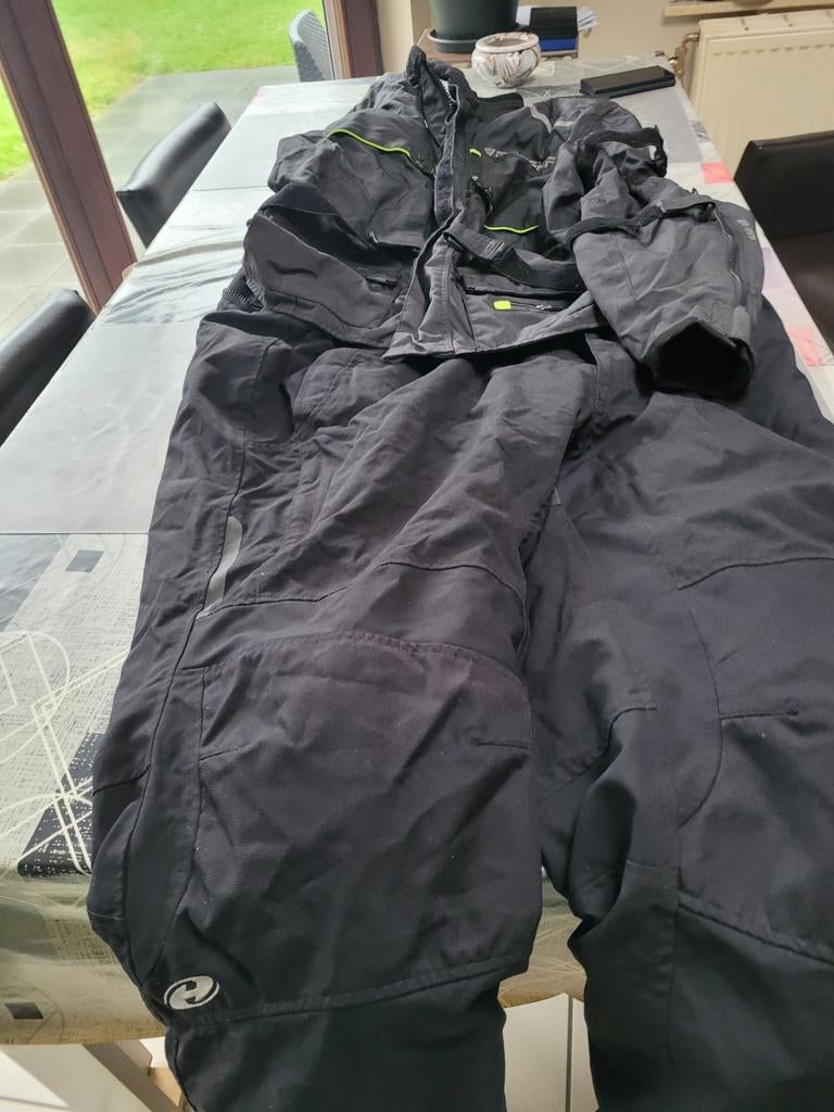 Combinaison moto quad buggy, Vêtements | Hommes, Vêtements de sports d'hiver, Enlèvement