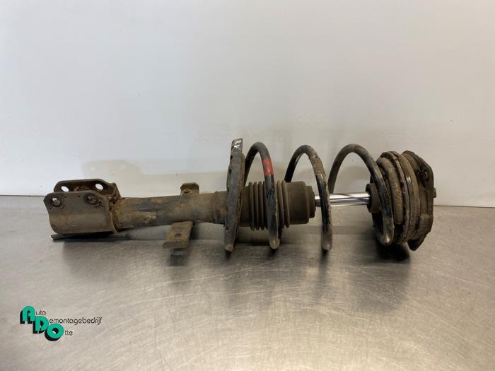 Schokdemperpoot rechts-voor van een Renault Modus (Modus 04-, Gebruikt, -, Renault, -