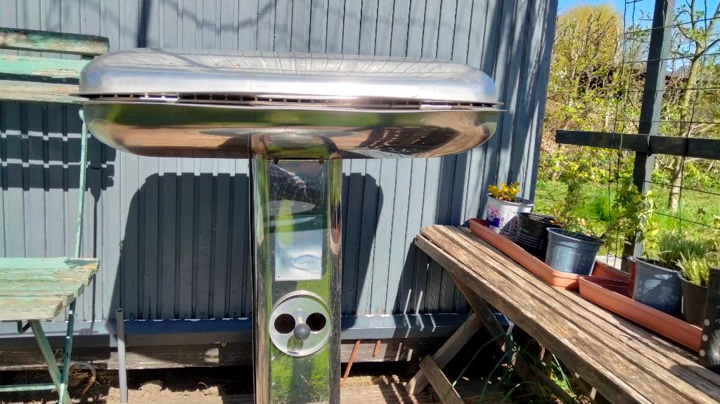 Barbecue, Jardin & Terrasse, Barbecues au charbon de bois, Enlèvement, Utilisé, Niet bekend, Avec accessoires