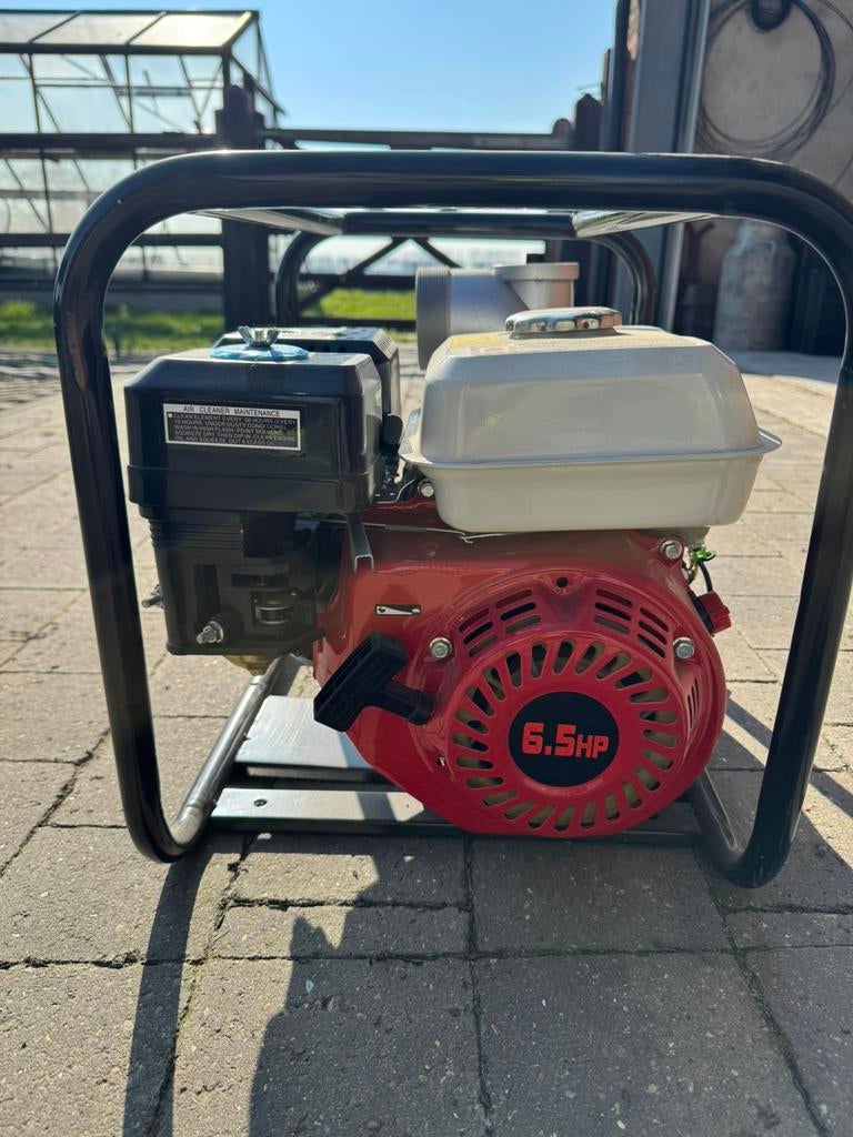 Waterpomp EG200, Tuin en Terras, Ophalen, Zo goed als nieuw, Handmatig