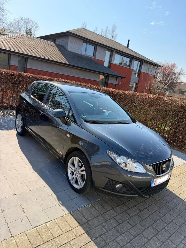 Seat Ibiza 1.4 essence Copa 92.500km CarPlay, Autos, Achat, Boîte manuelle, Capteur de lumière, 5 portes