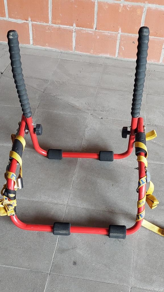 Hatchback fietshouder, Ophalen